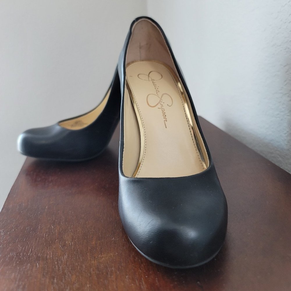 Jessica Simpson - Size 7 - Black Heels